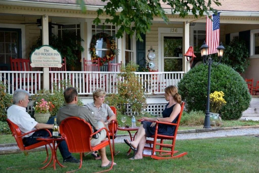 Red Rocker Inn Black Mountain Exterior foto